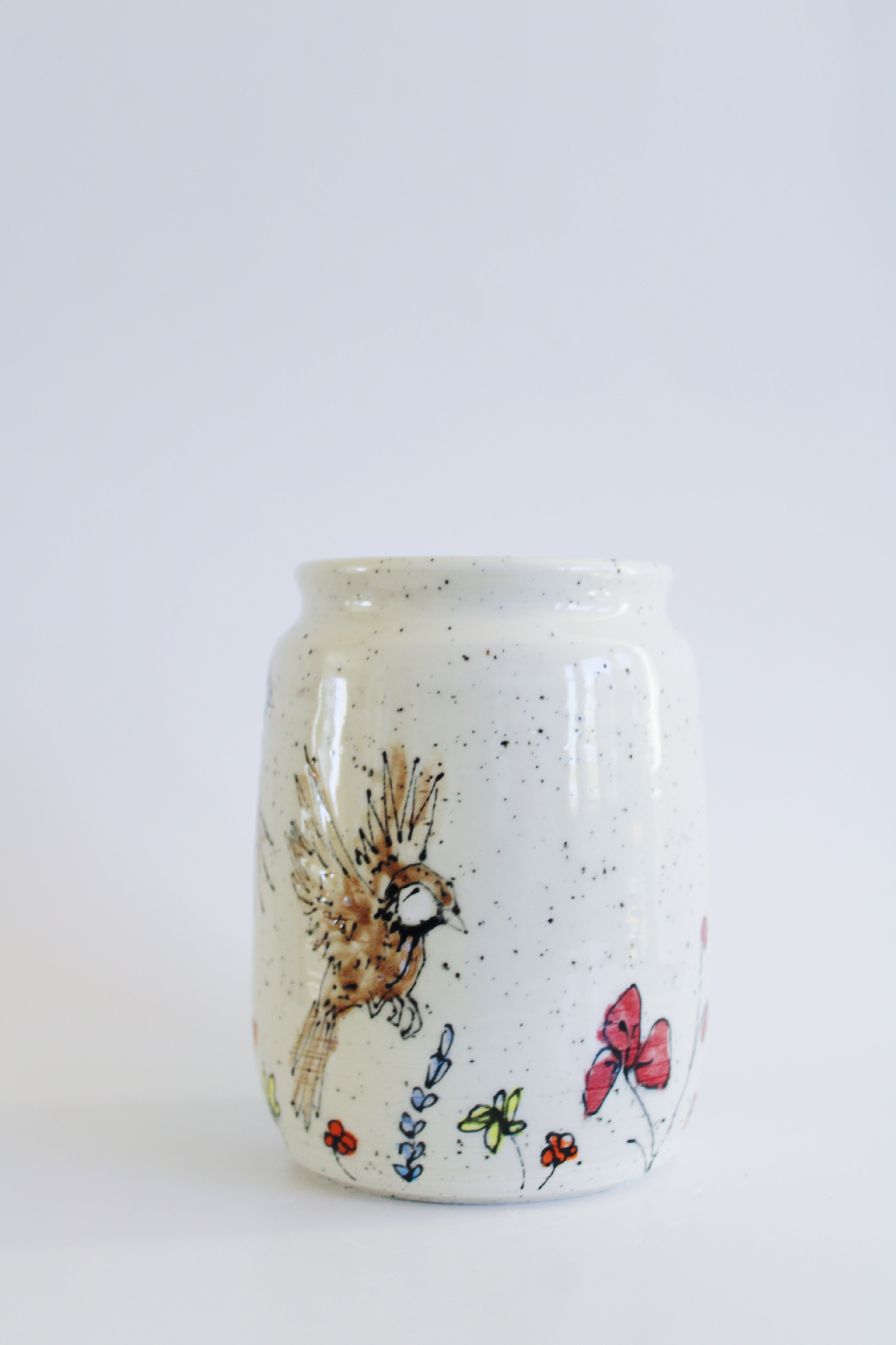 Sparrows & Wildflowers Vase 865