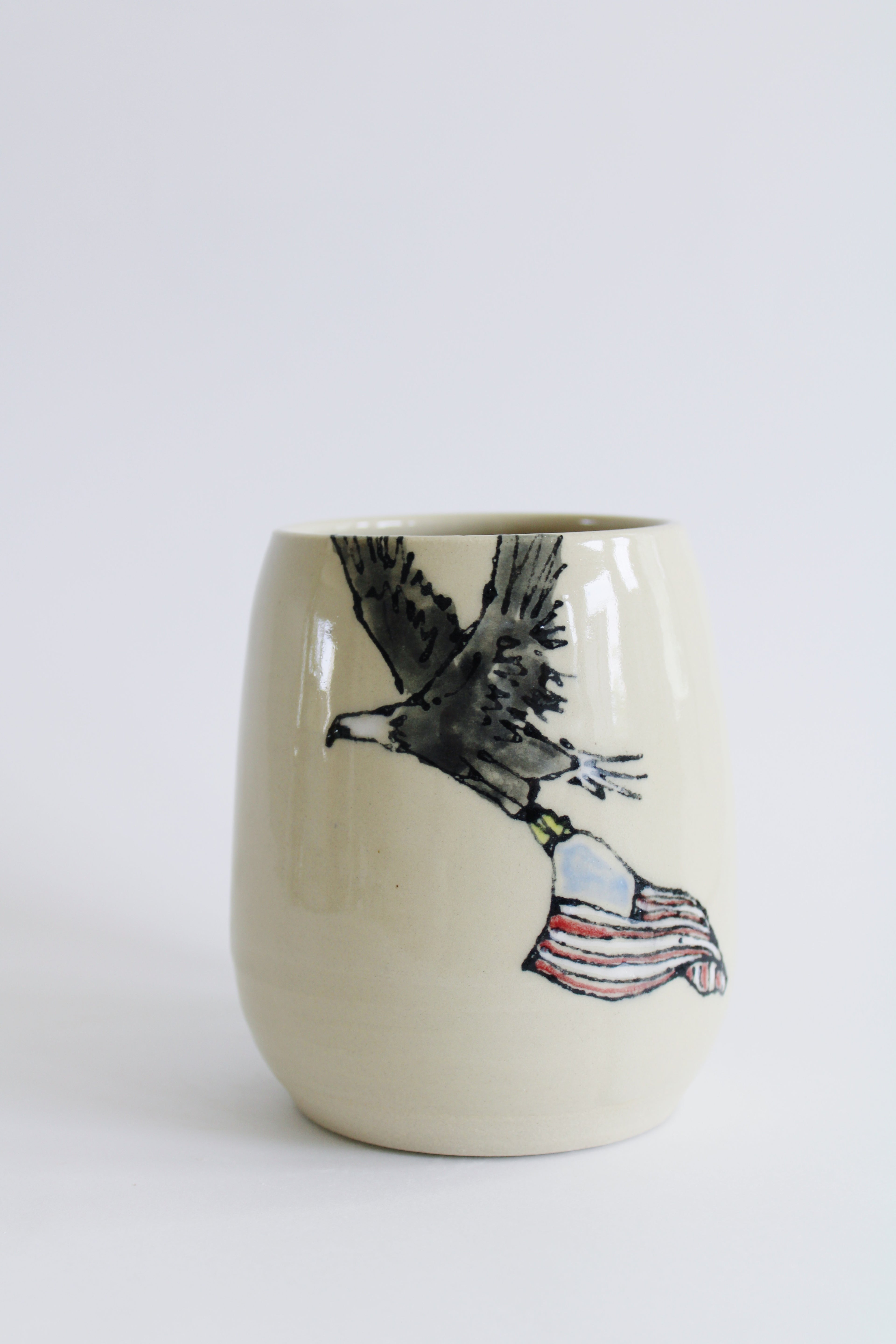 Bear and Eagle Thumbler 701
