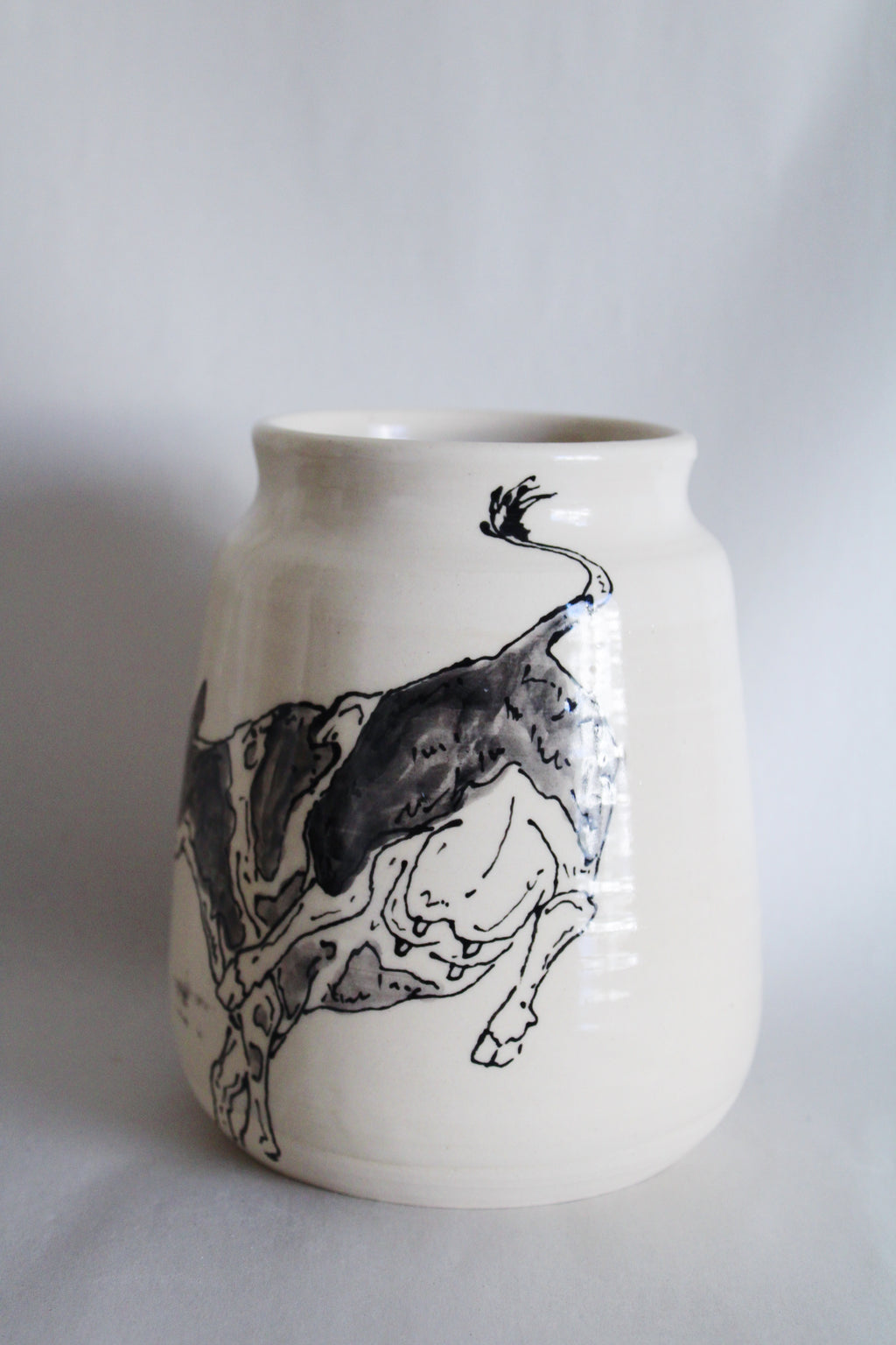 DISCOUNTED Holstein Vase 369