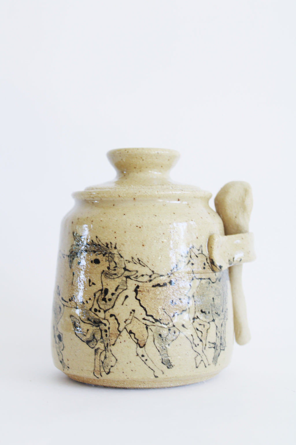 Wild Horse Jar 813