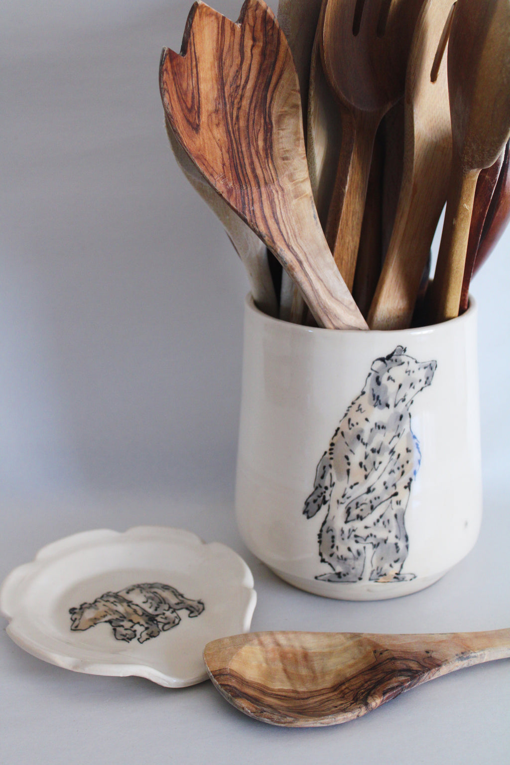 Grizzly Bear Utensil Holder & Spoon Rest Set 511