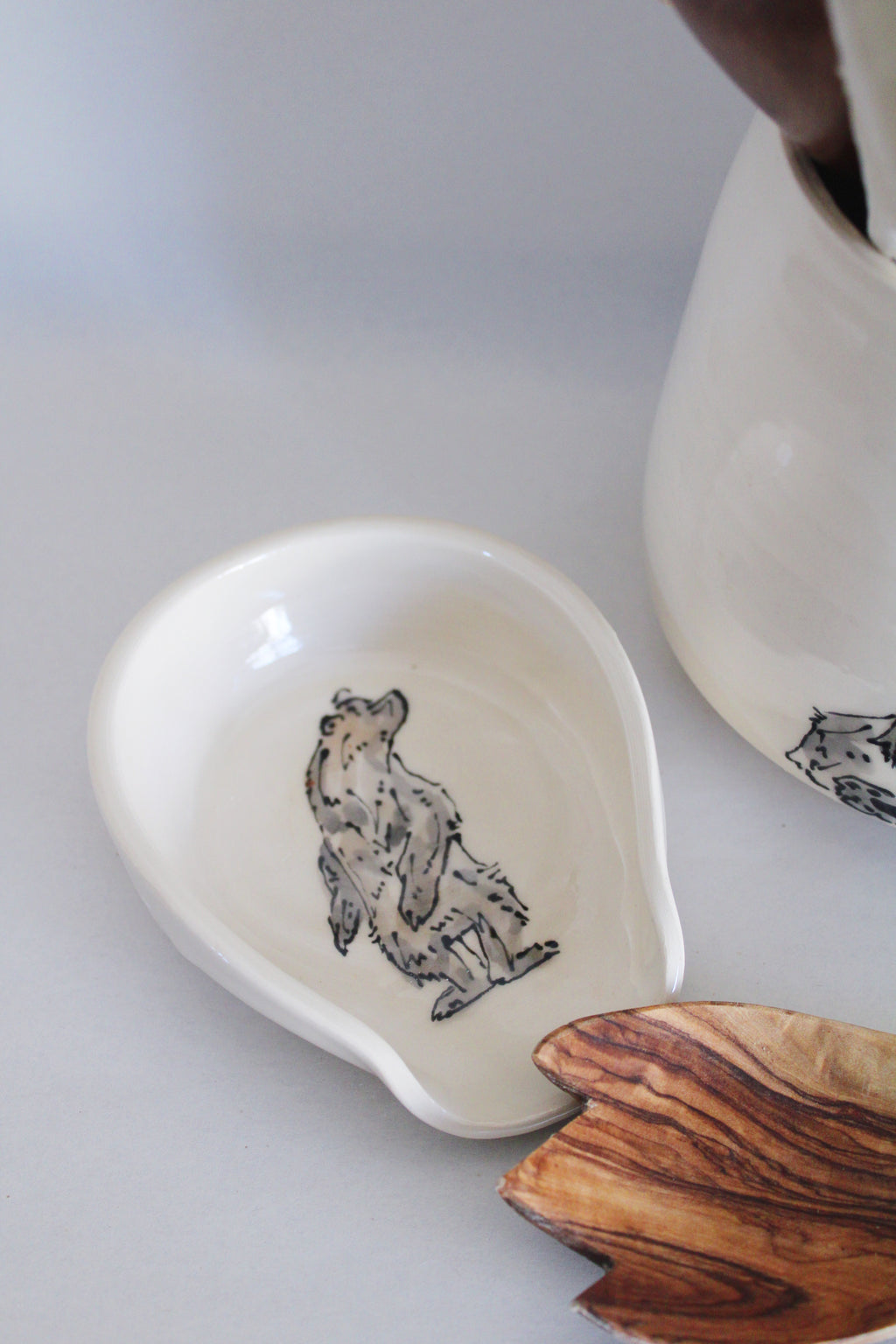 Grizzly Bear Utensil Holder & Spoon Rest Set 512
