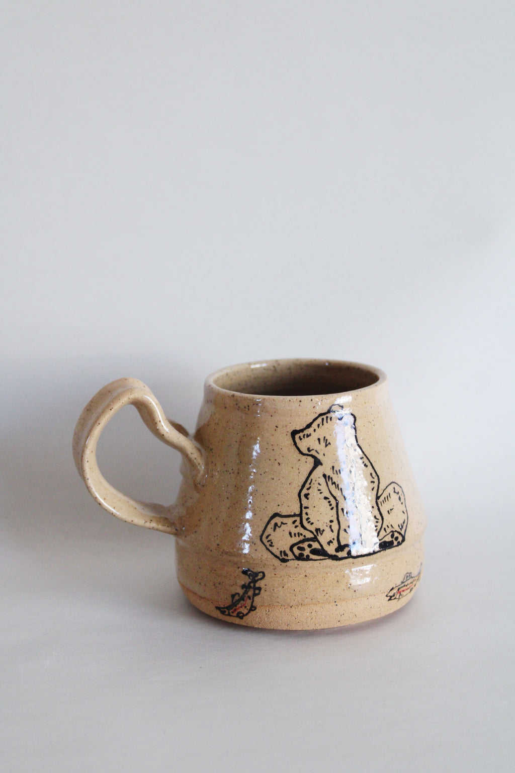 Grizzly and Trout Mug 538